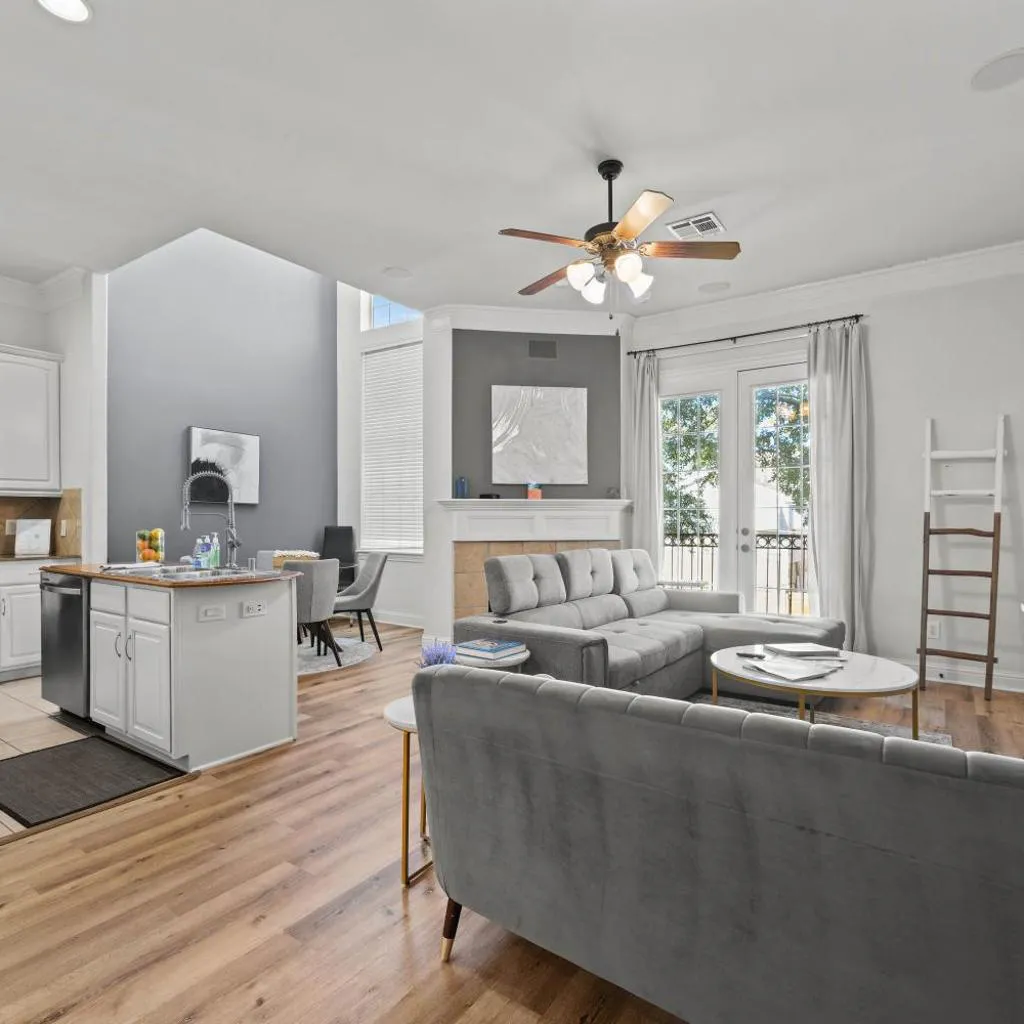Photograph of Upscale 3 Bedroom Townhome in M-Streets!