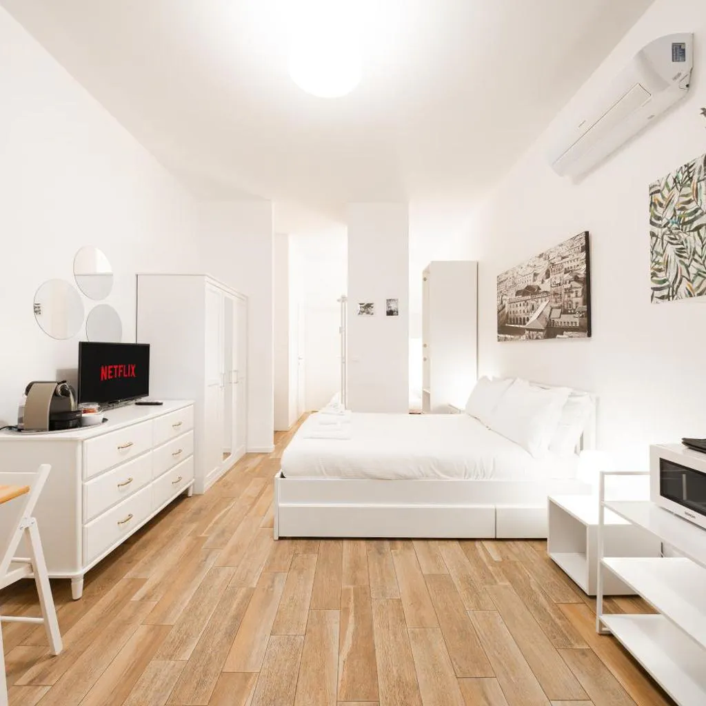 Photograph of Minerva, Elegant Stay in the Bologna City Center