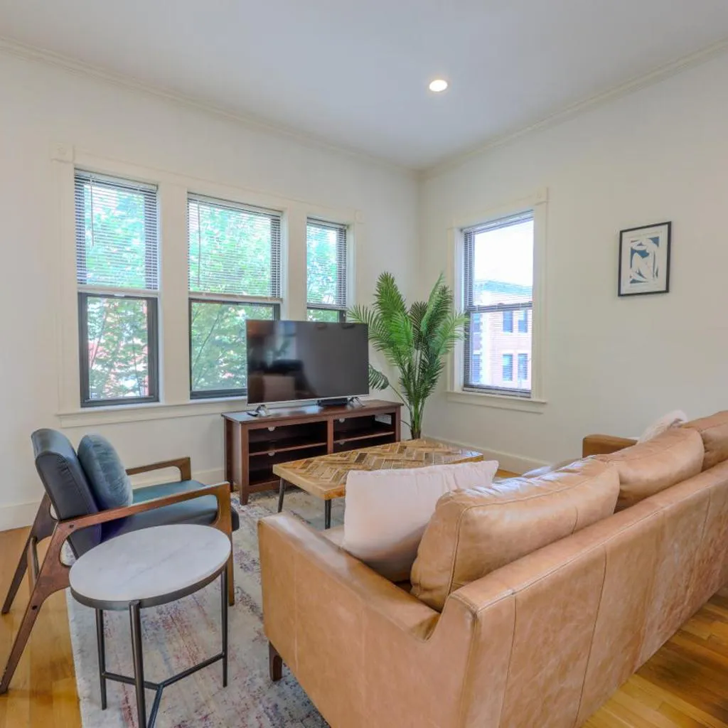 Photograph of Peaceful Fenway 1br Patio Keyless Entry