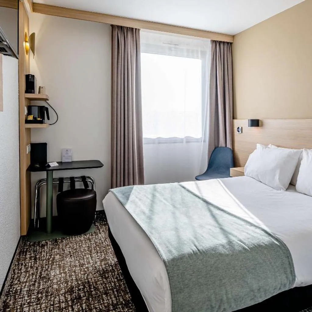 Photograph of Sure Hotel by Best Western Bordeaux Lac