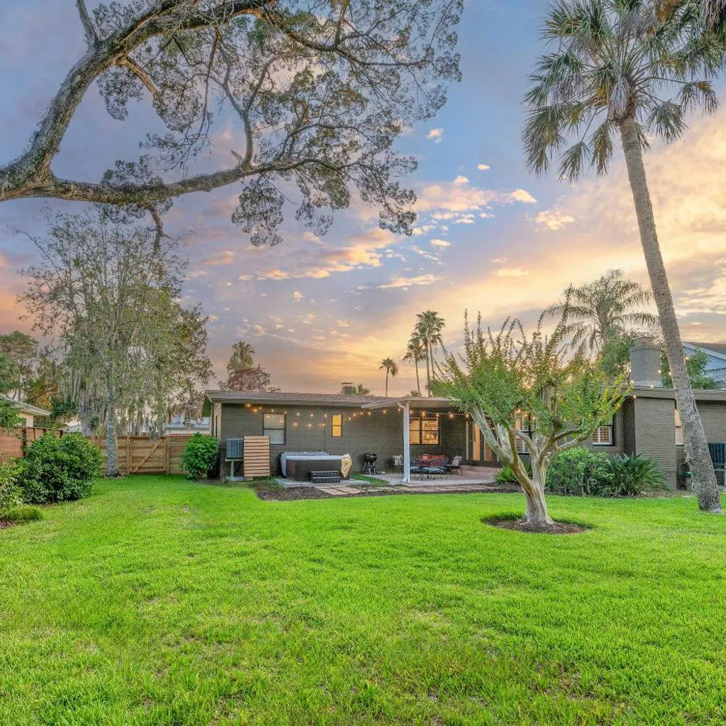 Photograph of Charming 3BR Family Home Near Downtown & Beach