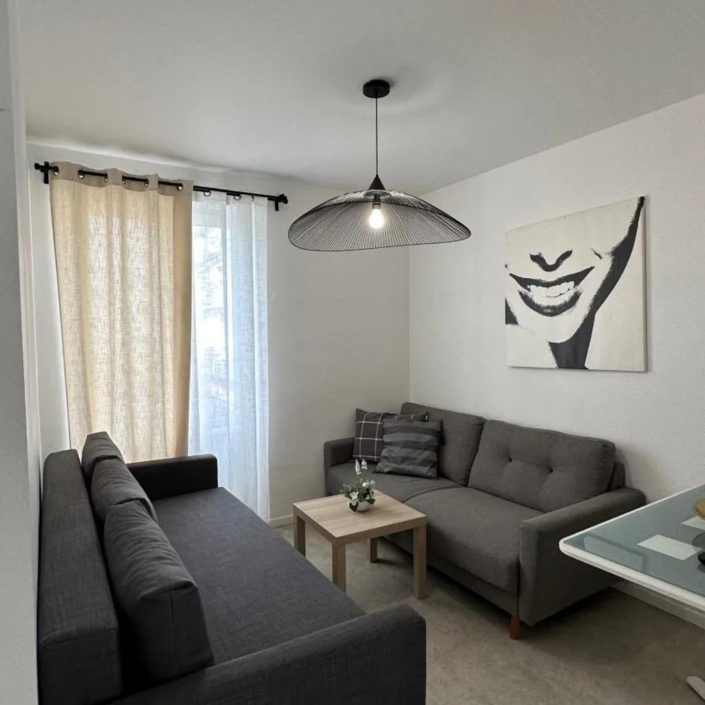 Photograph of Appartement neuf, centre-ville, 400m de rivetoile 4 voyageurs