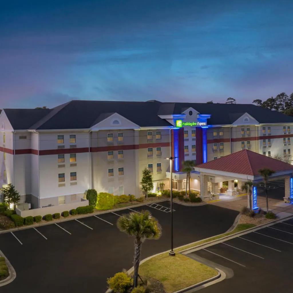 Photograph of Holiday Inn Express Myrtle Beach-Broadway at the Beach by IHG
