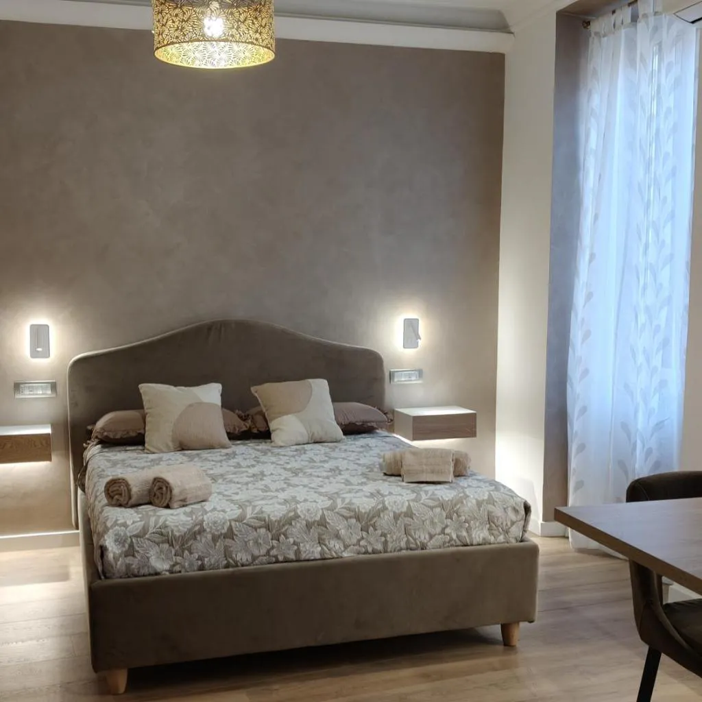 Photograph of Metro Re di Roma Apartment