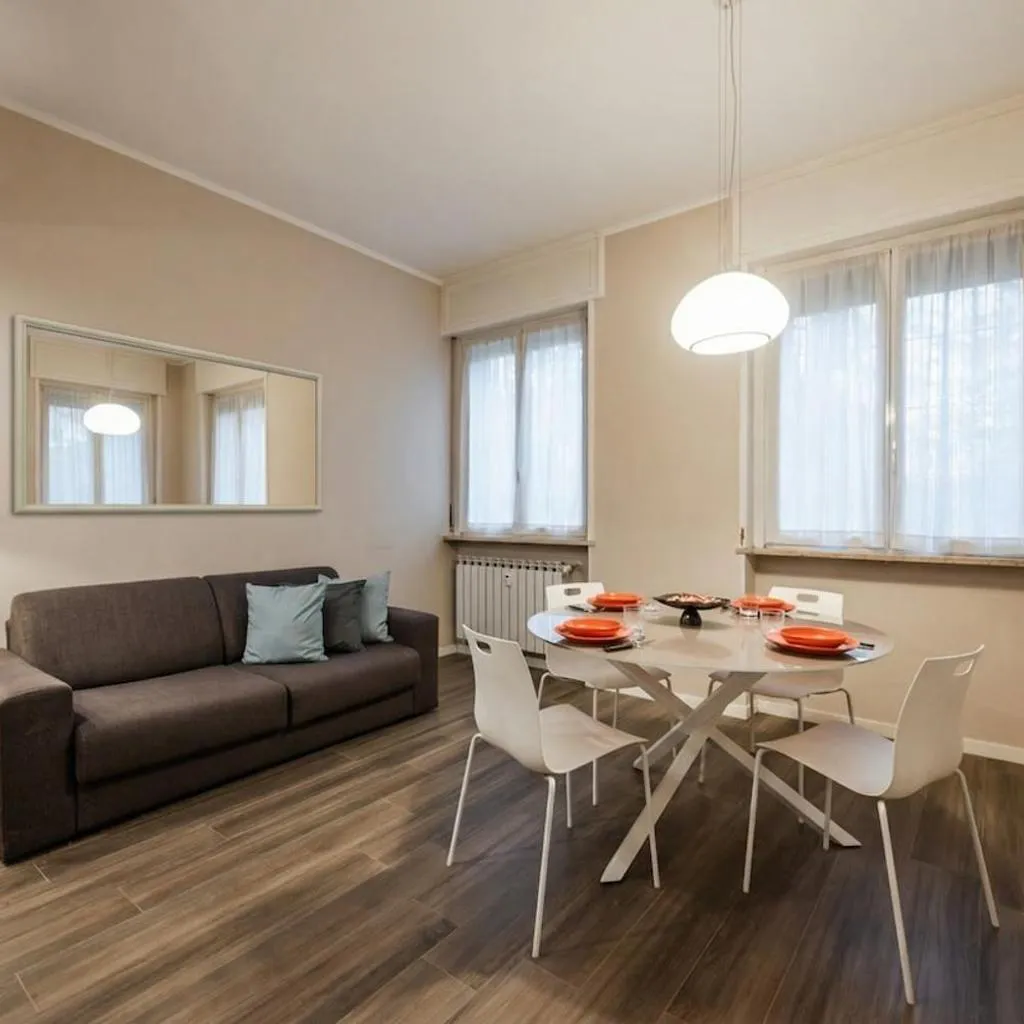 Photograph of Modern Three Room Apartment Near the Metro AC - Wifi