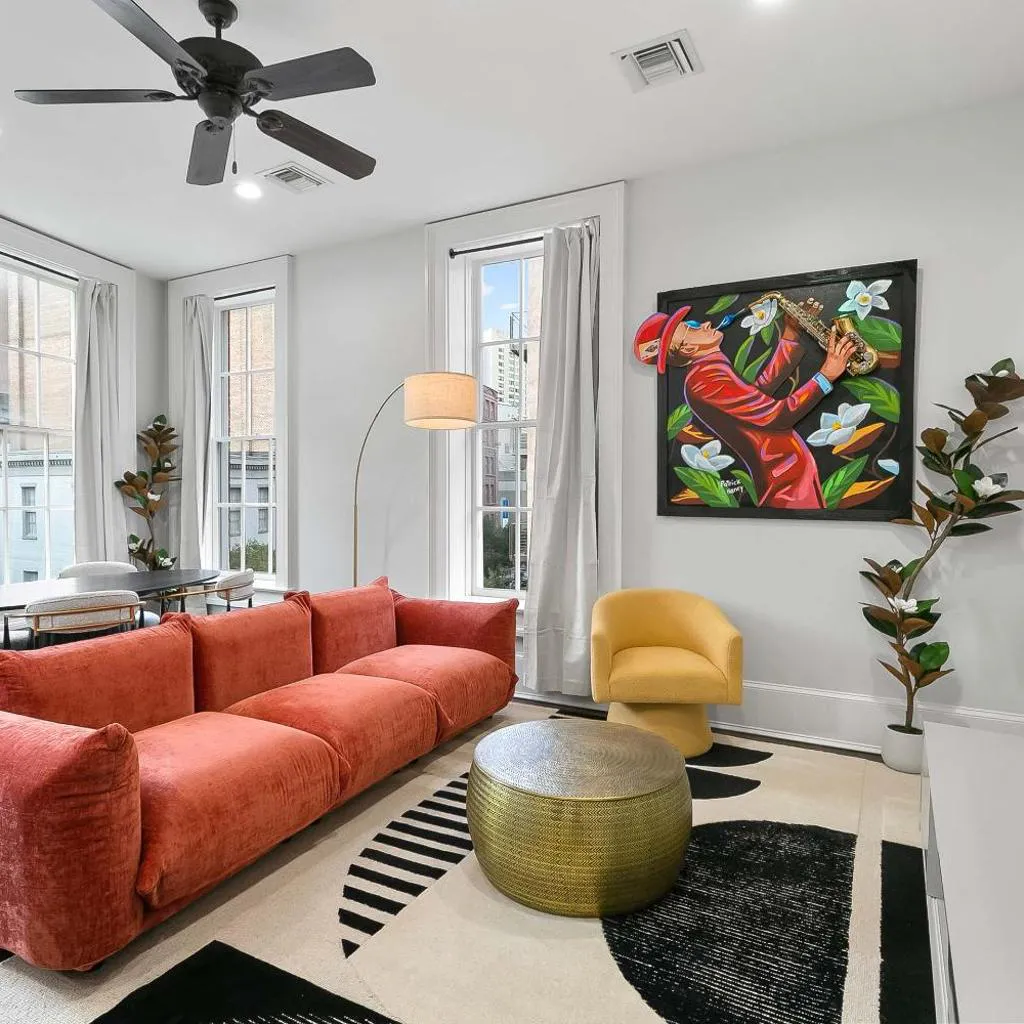 Photograph of Artist Jazz Suite Office FQ Walk