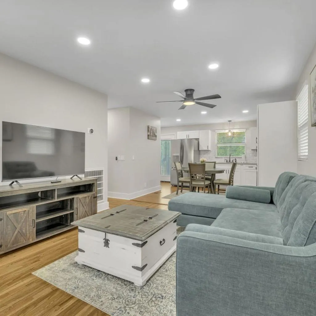 Photograph of Single Story Pet Friendly Home, with Fenced Yard, Fire Pit, 5min to Downtown!!