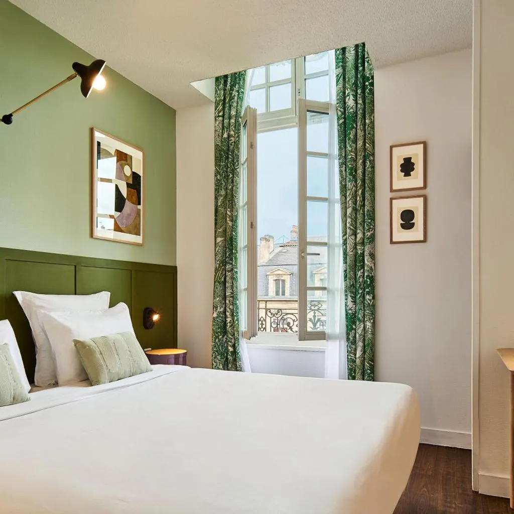 Photograph of Hôtel Bordeaux Clémenceau by Happyculture