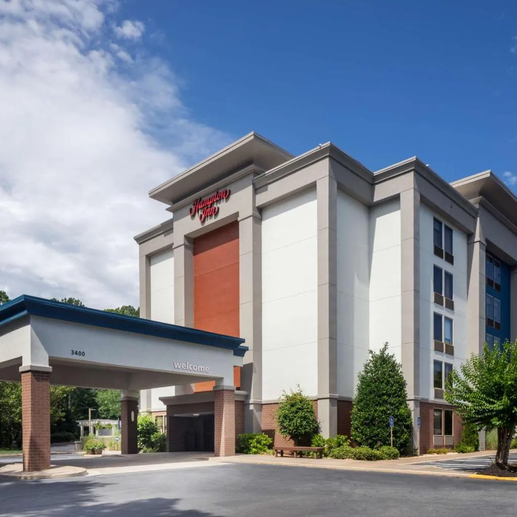 Photograph of Hampton Inn Atlanta-Northlake
