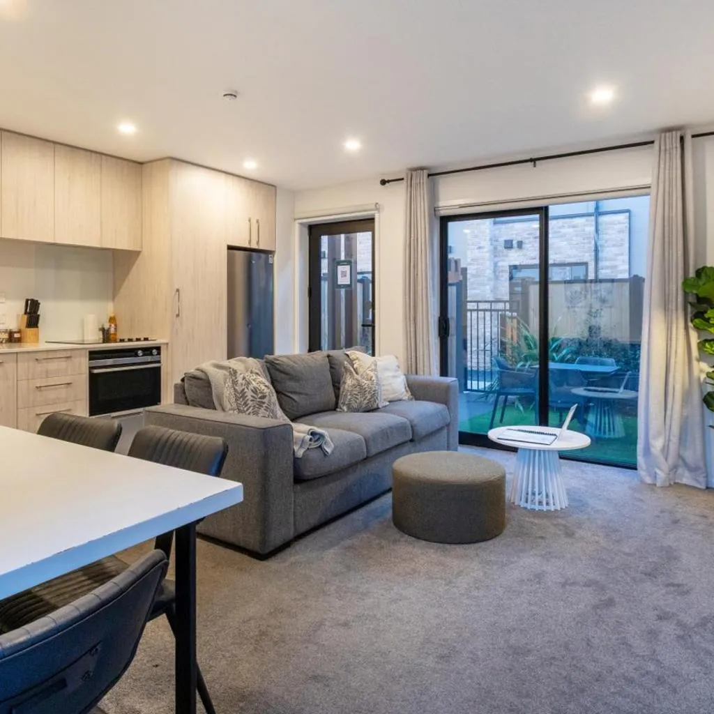 Photograph of Comfort in the heart of CHCH CBD with Free Carpark