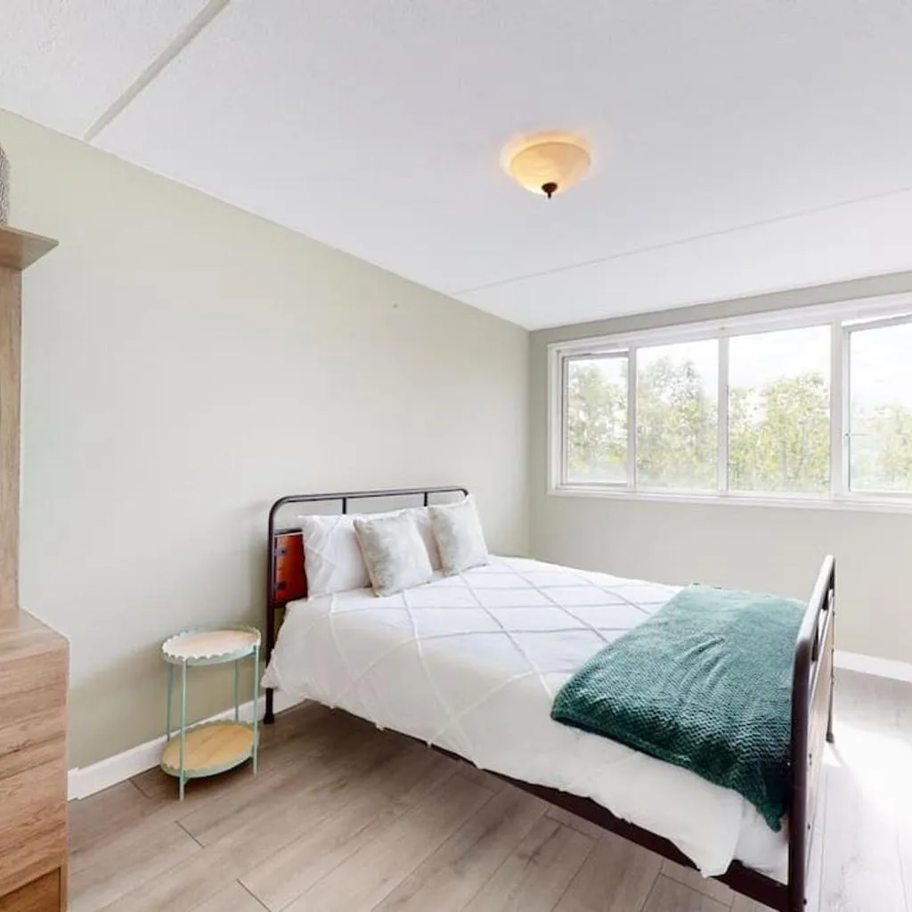 Photograph of Canal view 2BD flat - Regents Park!
