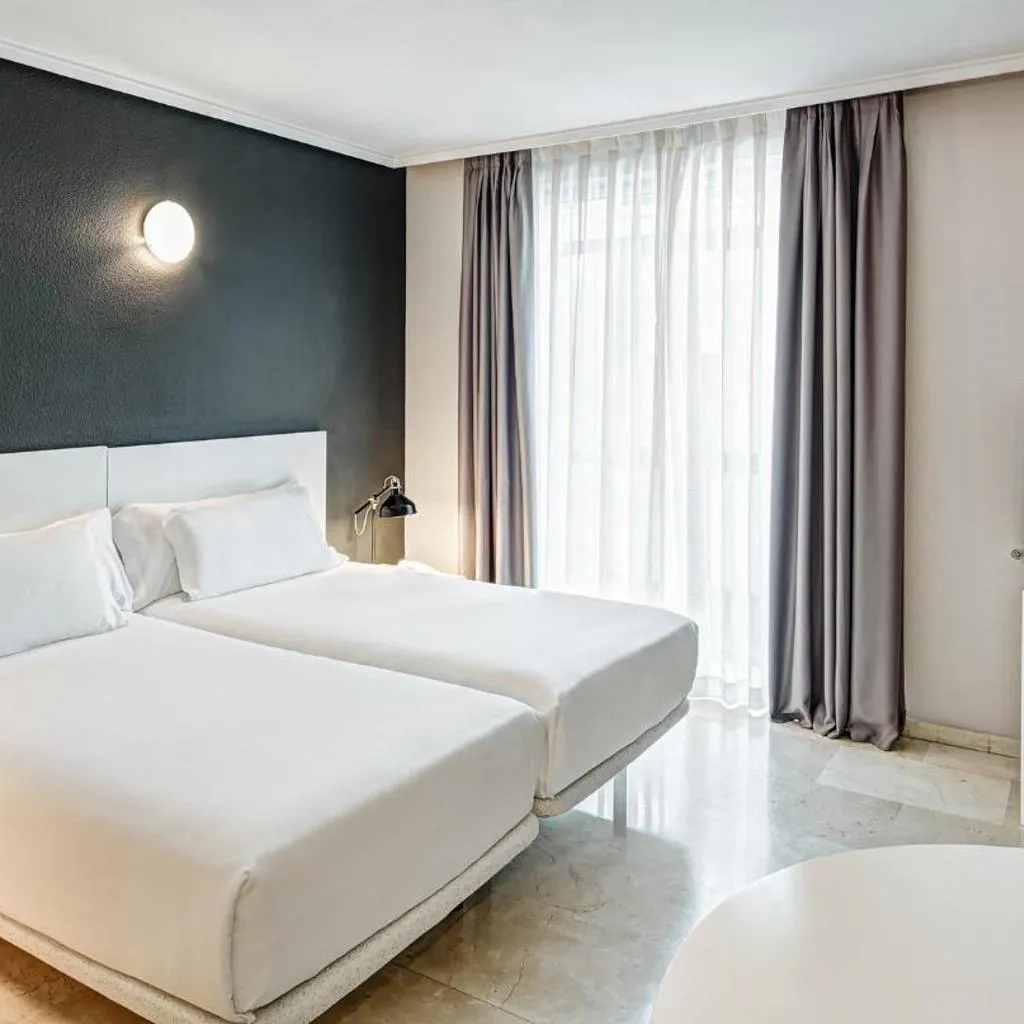 Photograph of Sercotel Togumar