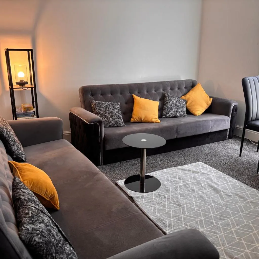 Photograph of 1BR Sleeps Four King Bed Airport amp; City Nearby