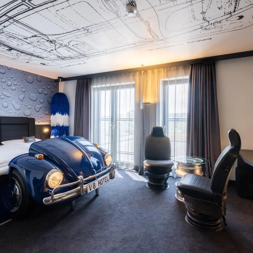 Photograph of V8 Hotel Köln at MOTORWORLD