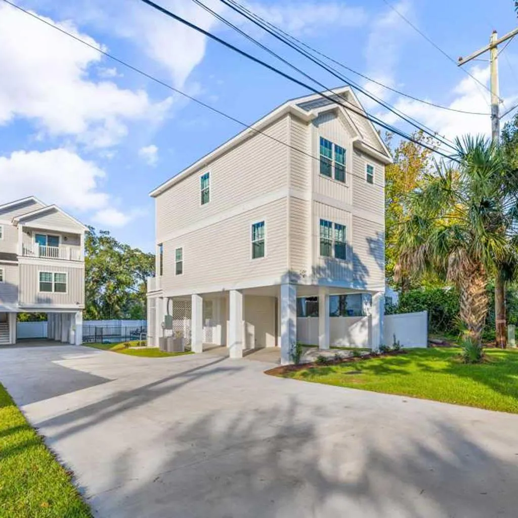 Photograph of Azure Wake Pet Friendly Beach House with Pool
