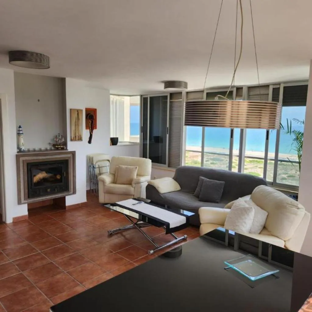 Photograph of Three Horizons Penthouse El Saler