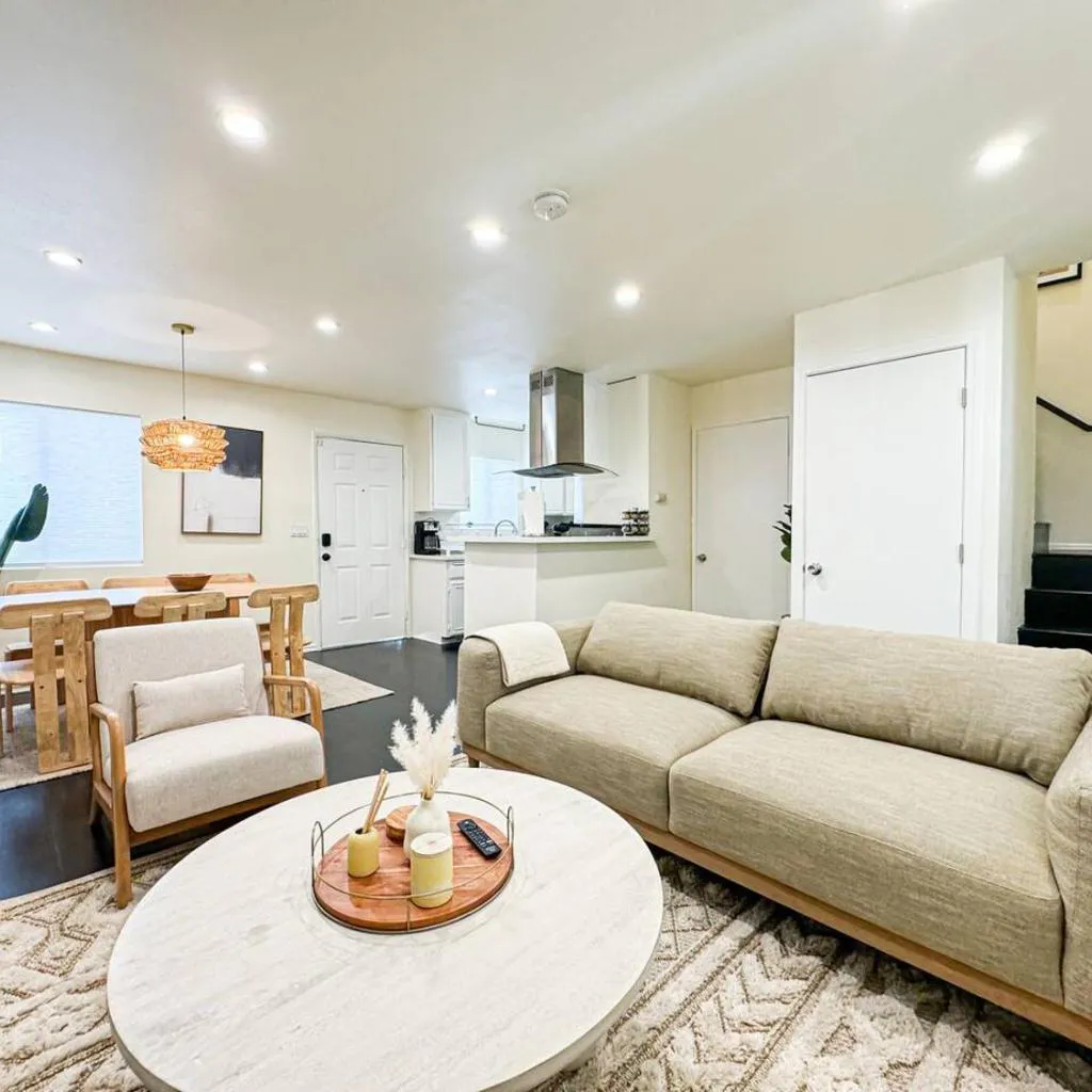 Photograph of Bohemian Dream- 2BR, Retreat Near Hollywood -BR6
