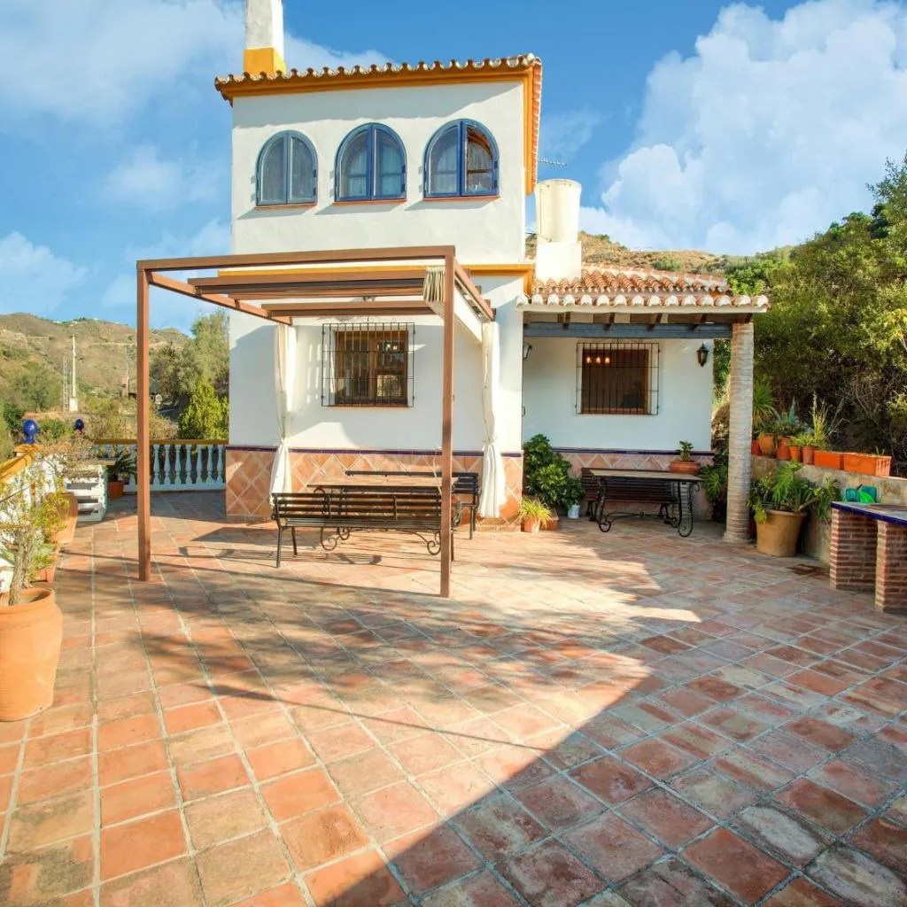 Photograph of Sunny Solarium Holiday Home
