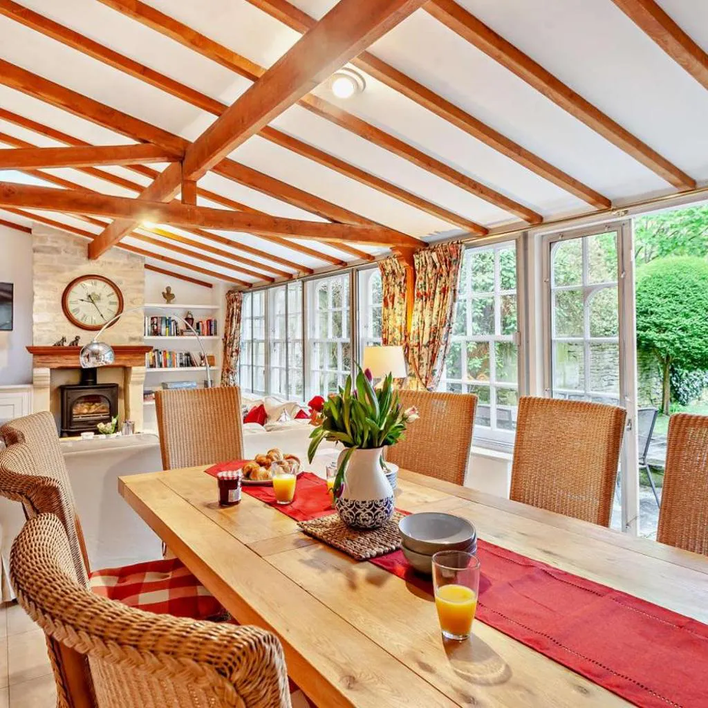 Photograph of 4 Bed in Widcombe oc-bhr13