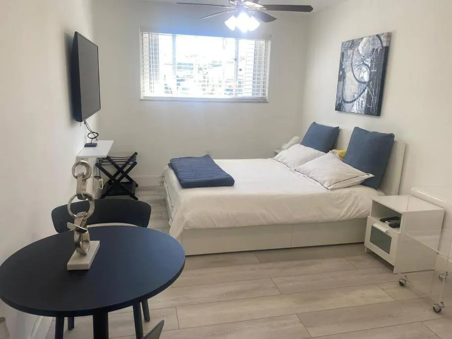 Photograph of Excellent location Miami Brickell Studio