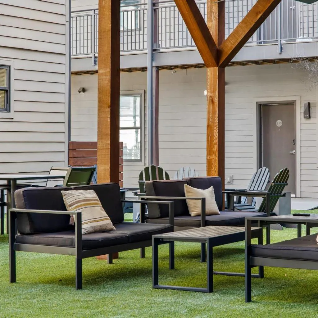 Photograph of CozySuites at Music Row