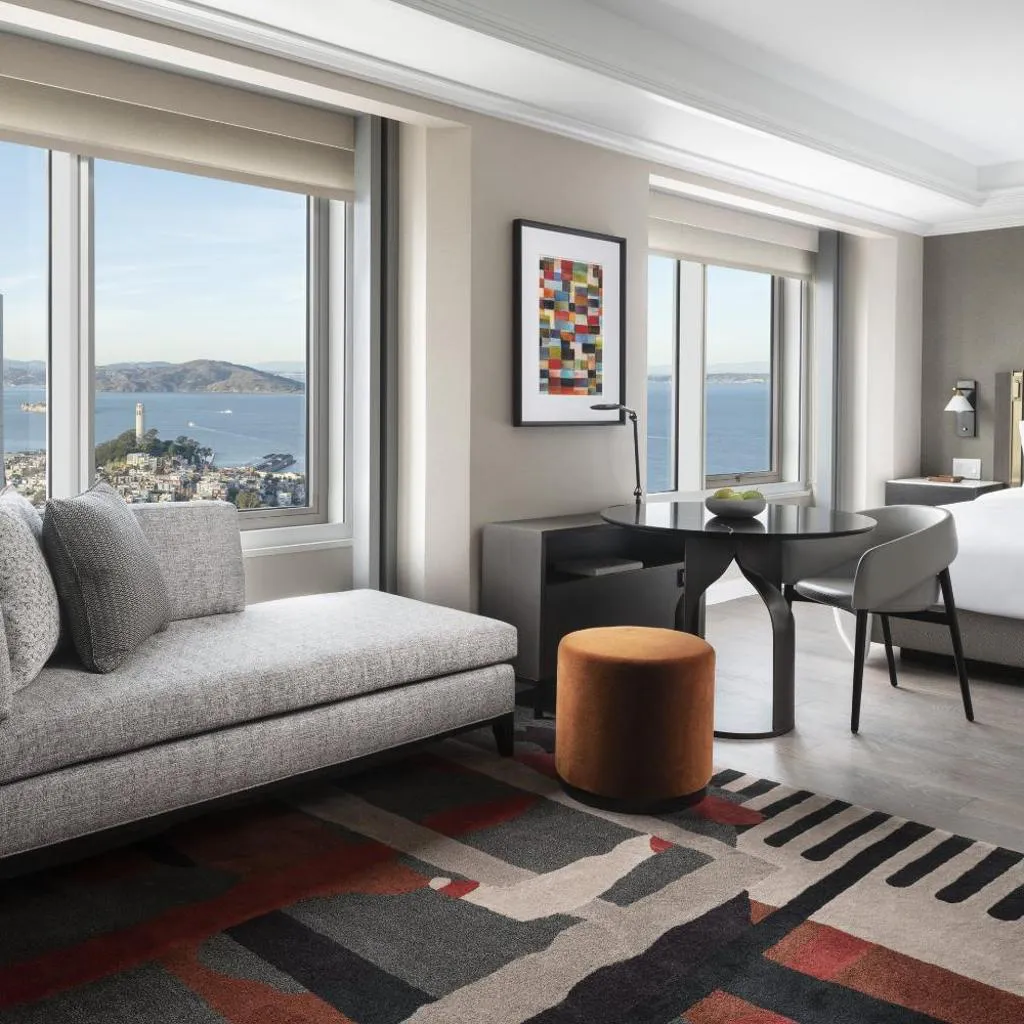 Photograph of Four Seasons Hotel San Francisco at Embarcadero