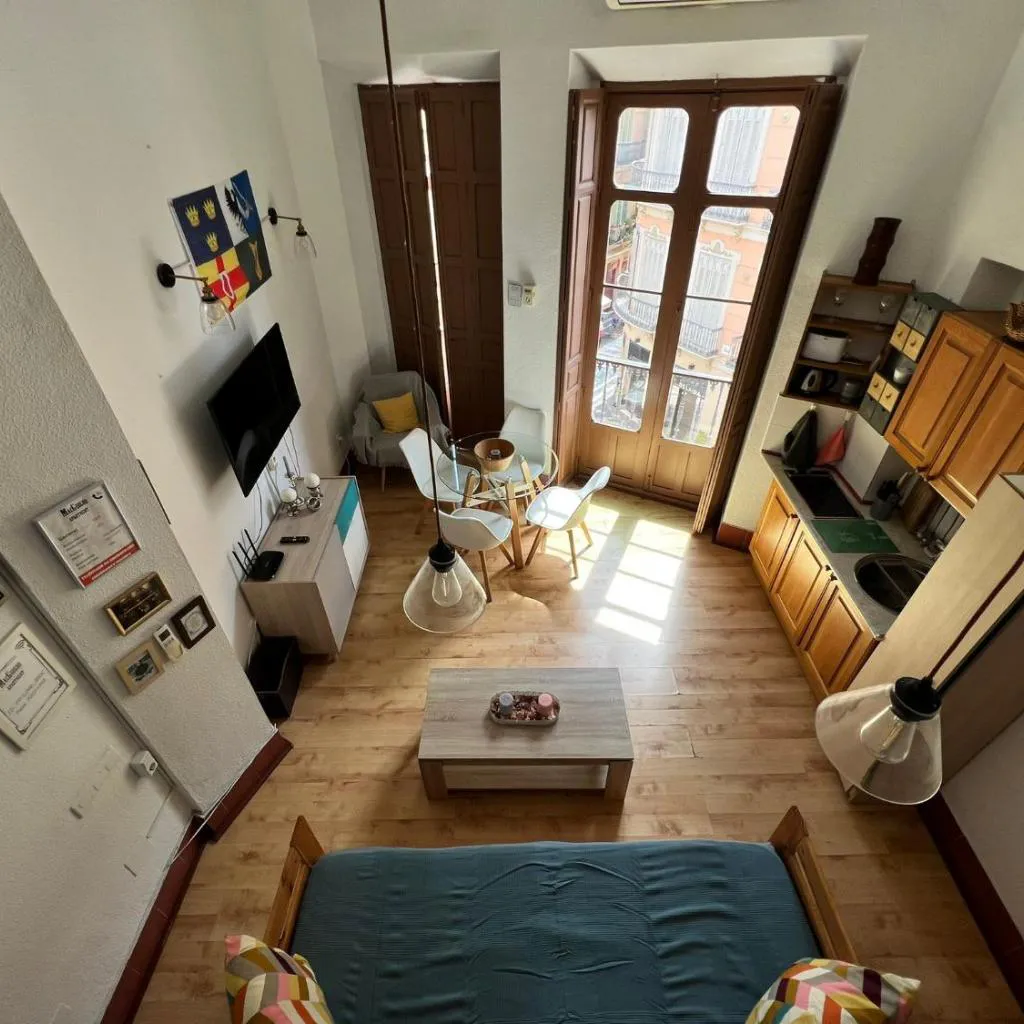 Photograph of MacGregor Apartment