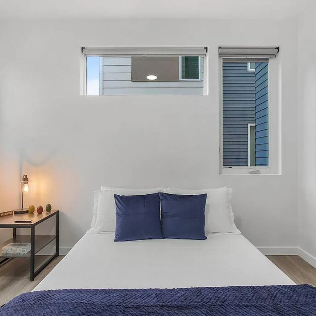 Photograph of Vermithor's Bronze Ember Sweet Suite