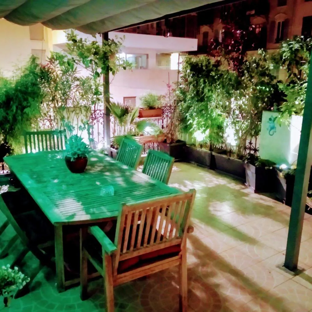 Photograph of la terrasse