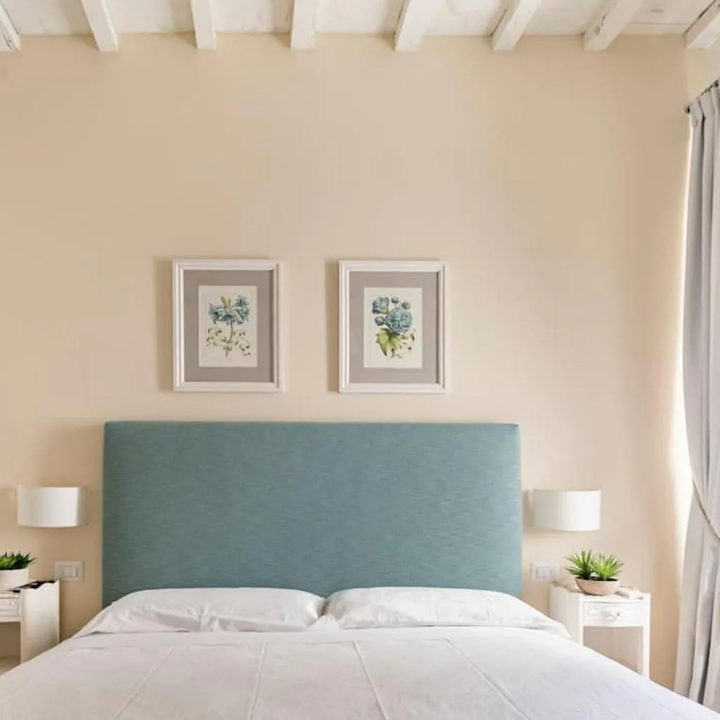 Photograph of (House in the heart of the city) - Florence
