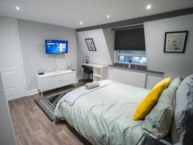 Photograph of Luxury 2BD, Near O2, WIFI, Games