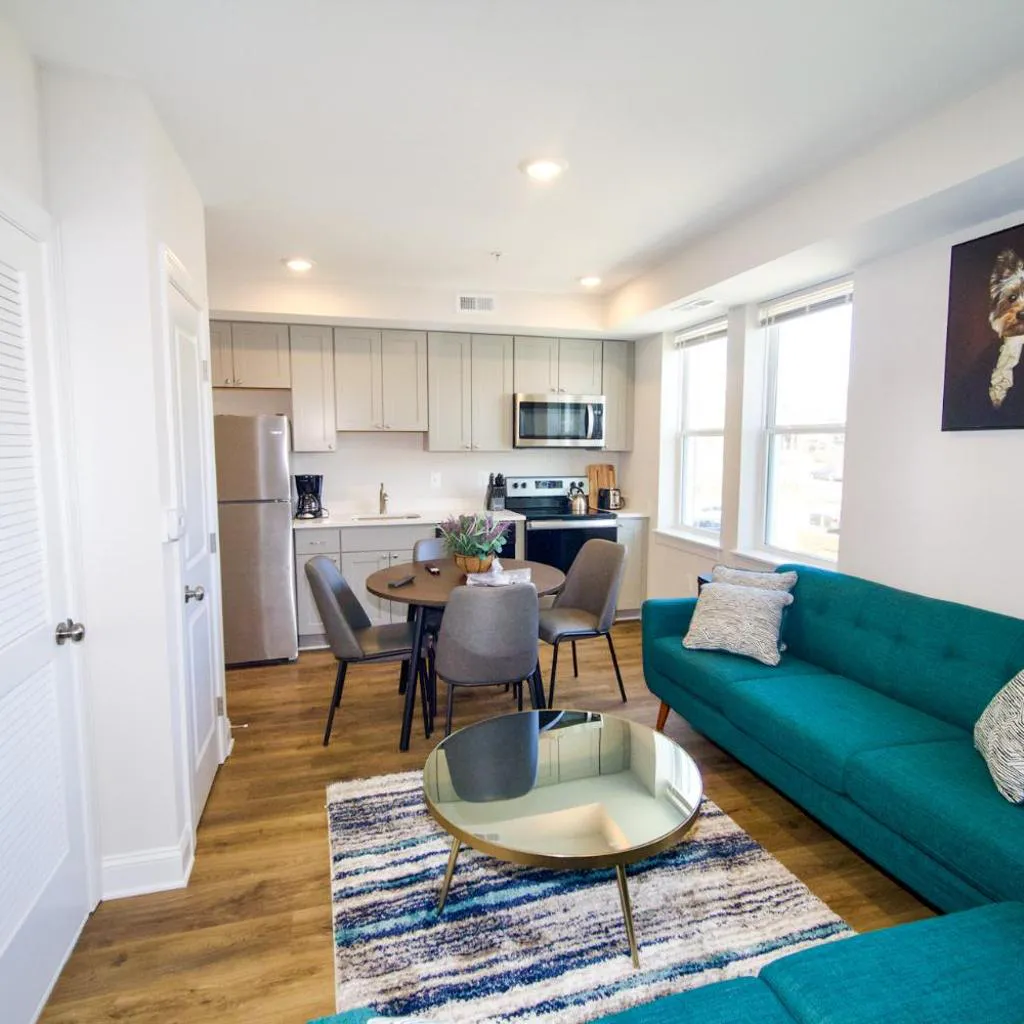 Photograph of The Chey:Modern and Intimate