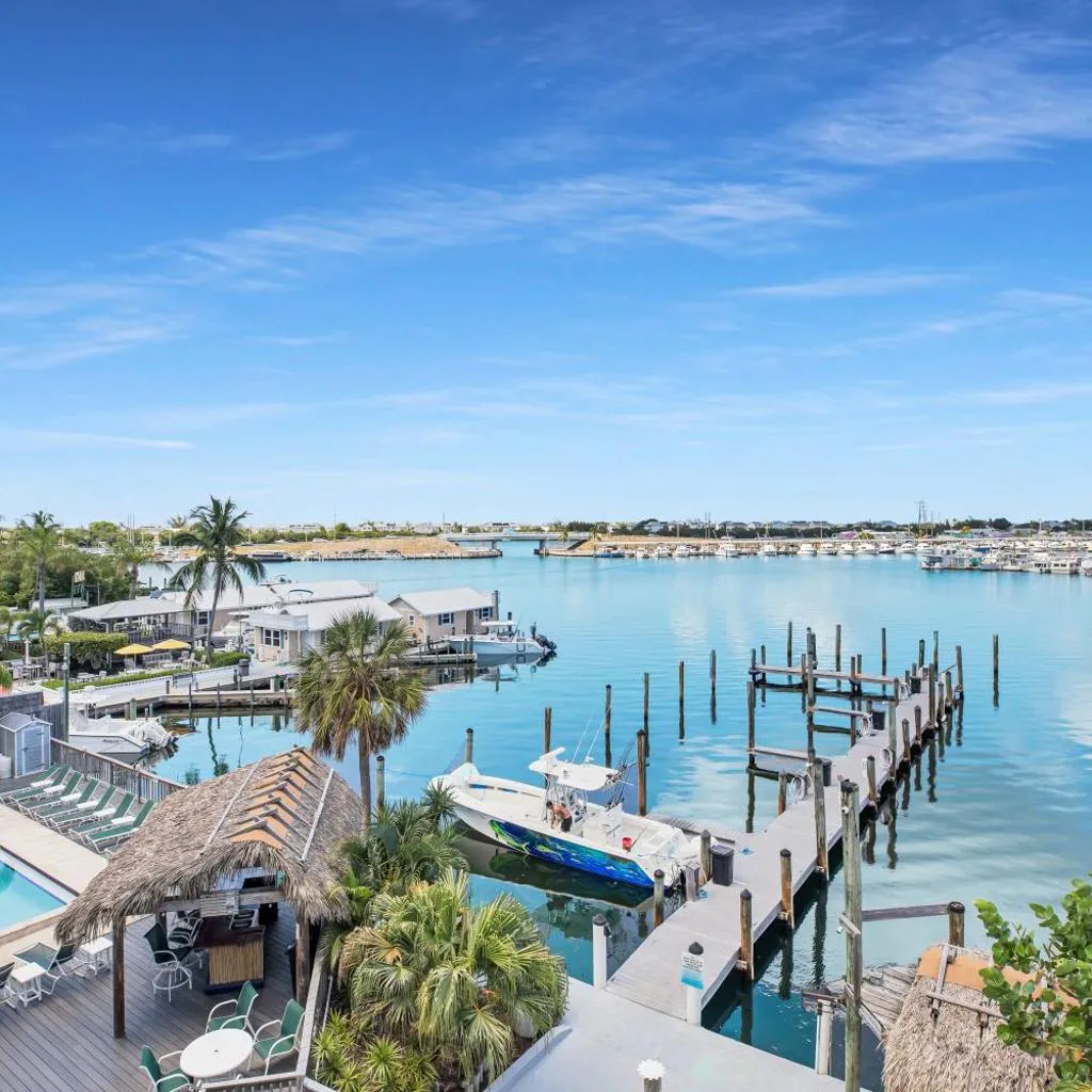 Photograph of Florida - Spacious Updated Waterfront Condo 2x2 Pool Dock