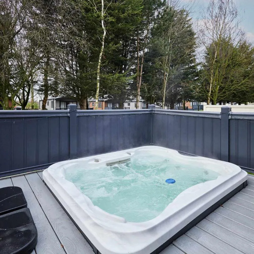 Photograph of Country Cabin with Hot Tub