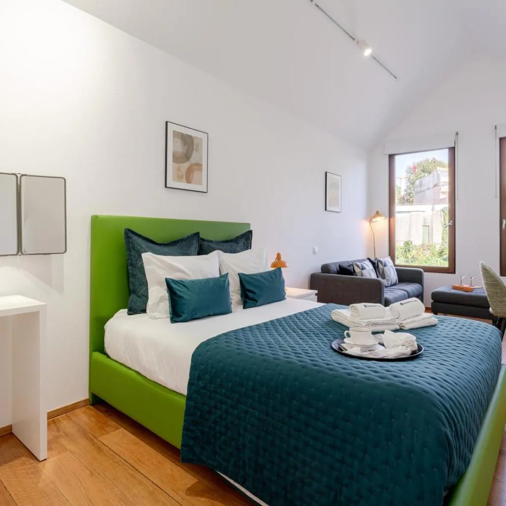 Photograph of Modern & Cozy Studio by HostWise