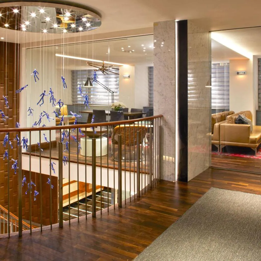 Photograph of The Fifty Sonesta Hotel New York