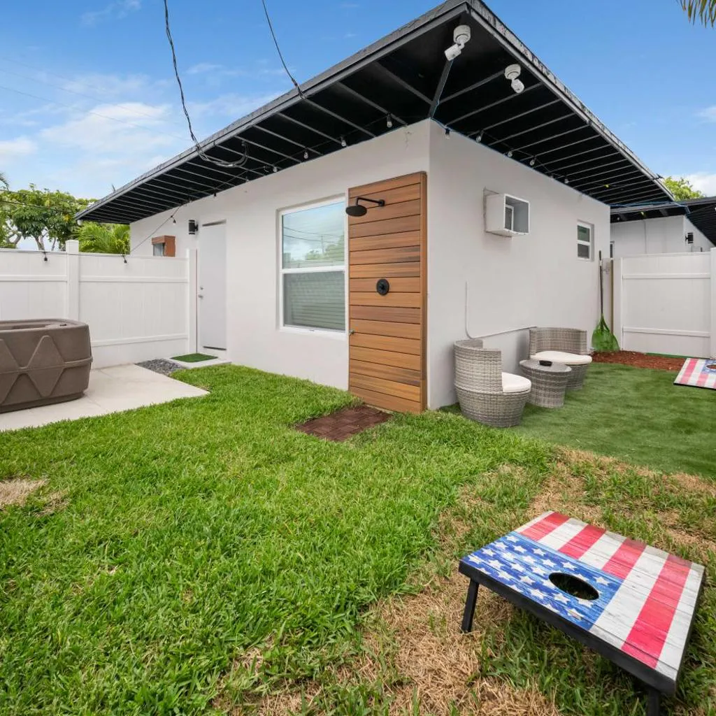Photograph of Modern Apt Near Las Olas Beach