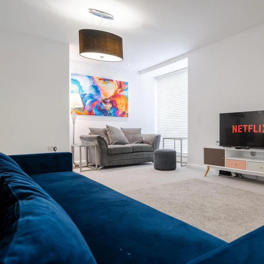 Photograph of City Stay Haven - Coop Live - Etihad - Sleeps 9 - Free Parking
