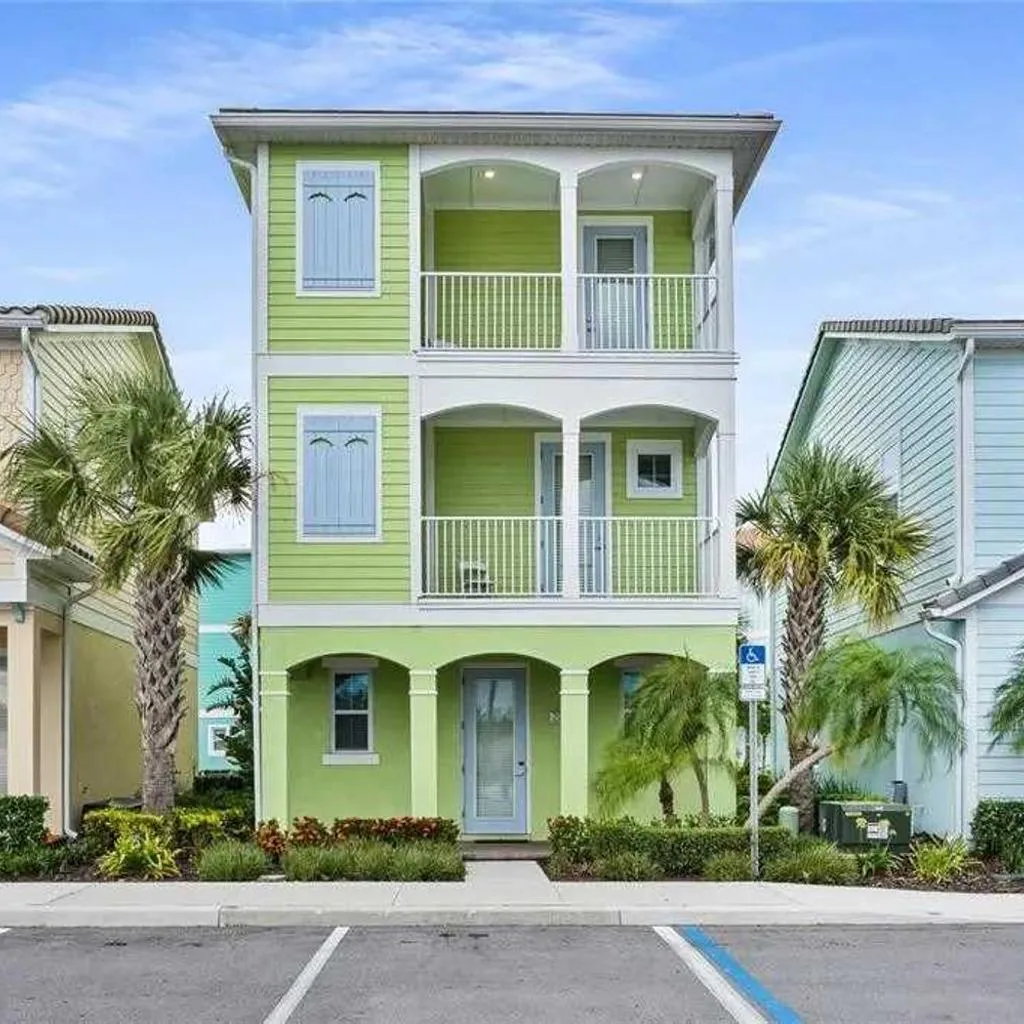 Photograph of Margaritaville 4BR Sleeps 10 Near Disney