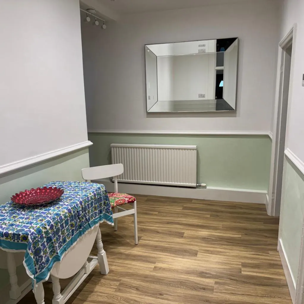 Photograph of One bedroom flat in central Hove