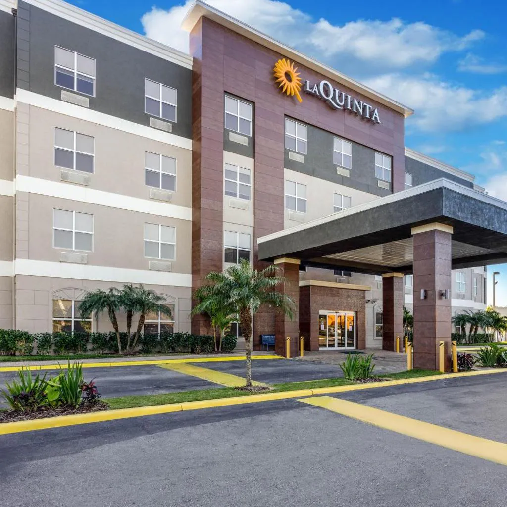 Photograph of La Quinta by Wyndham Tampa Central