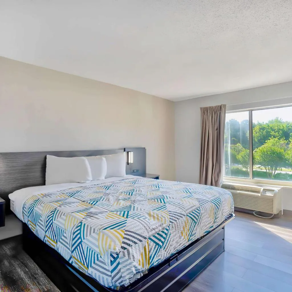 Photograph of Motel 6 Virginia Beach