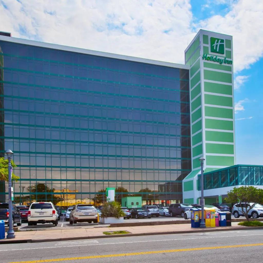 Photograph of Holiday Inn Va Beach-Oceanside 21st St by IHG