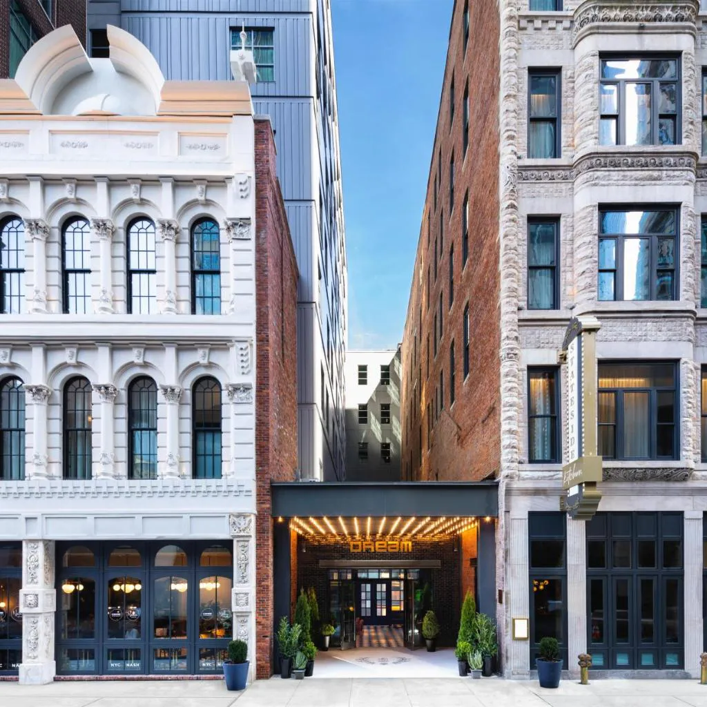 Photograph of Dream Nashville, by Hyatt