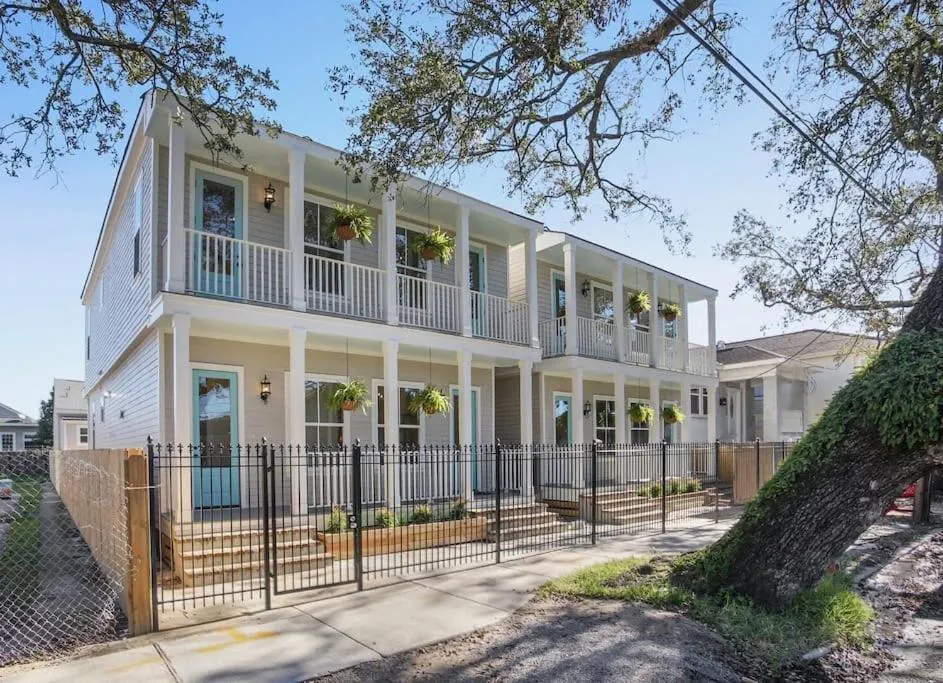 Photograph of Chic 3BR NOLA Retreat, Streetcar Access, Ideal for Families & Friends