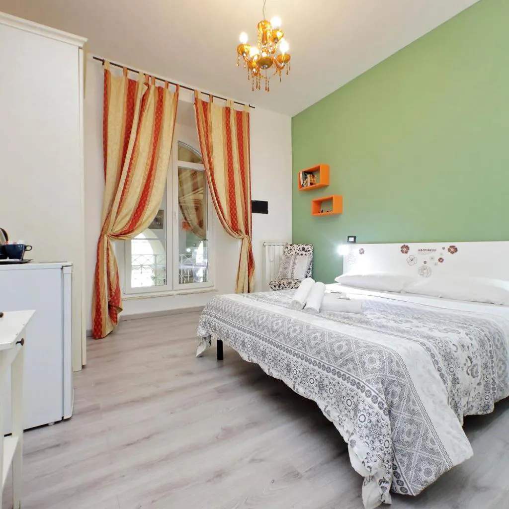 Photograph of Lucky Holiday Rooms