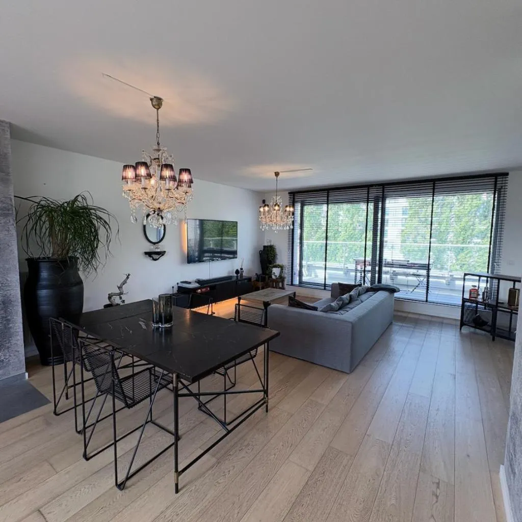 Photograph of Refined apartment with terraces