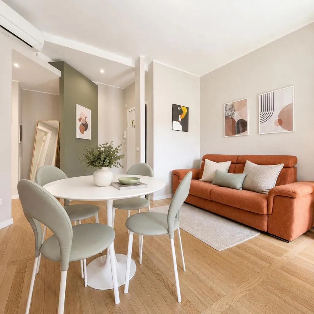 Photograph of ComeCasa Porta Romana Flat No Area C