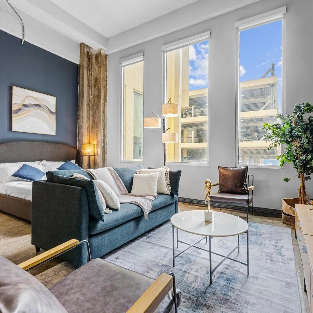 Photograph of Apartmint at Evergreen St - Dallas
