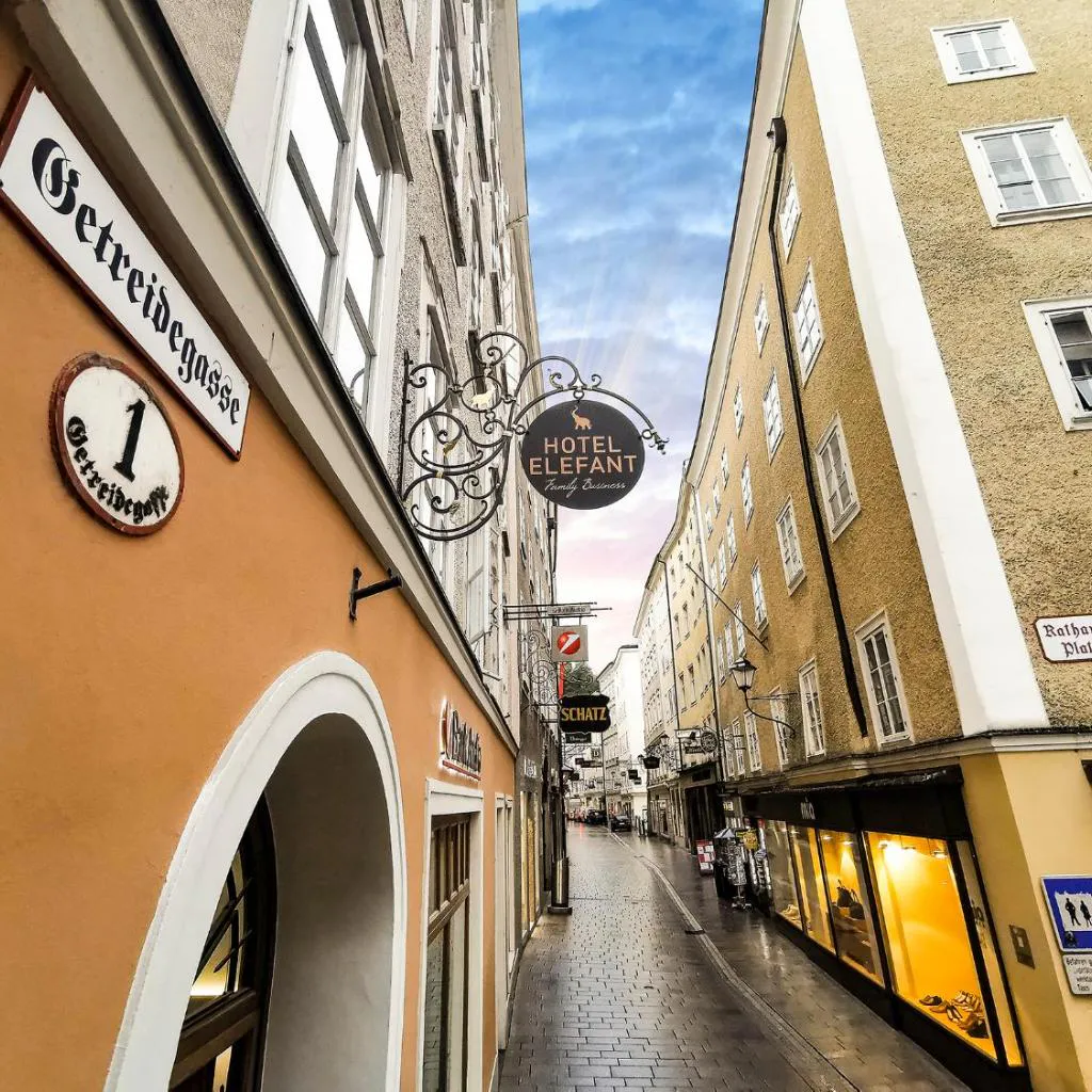 Photograph of Hotel Elefant Family Business